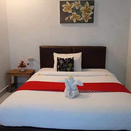 Ayu Homestay Kuta  エクステリア 写真