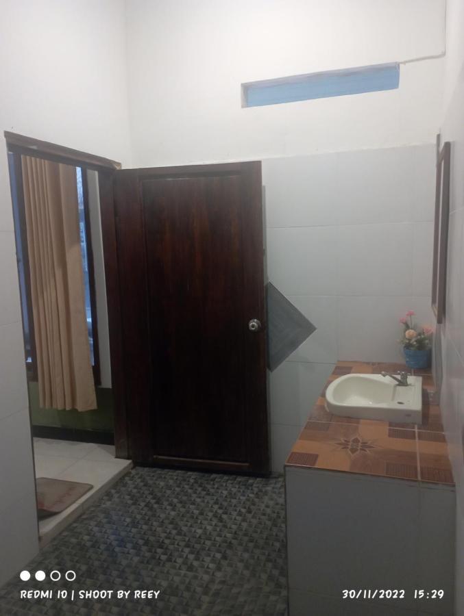 Ayu Homestay Kuta  エクステリア 写真
