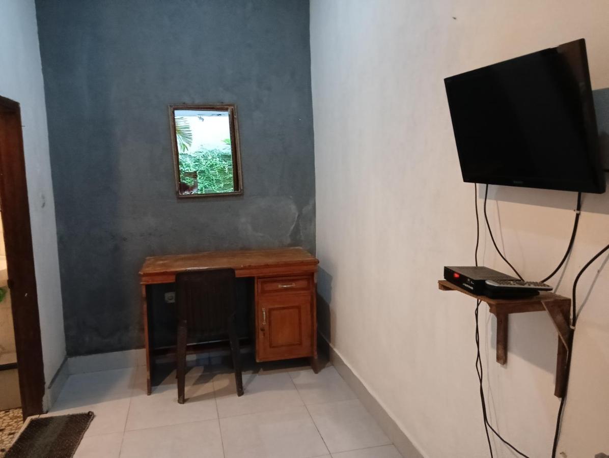 Ayu Homestay Kuta  エクステリア 写真