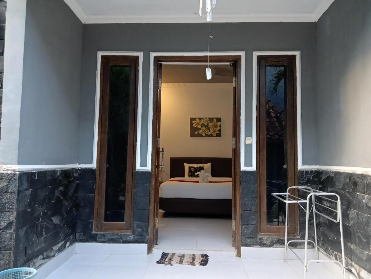 Ayu Homestay Kuta  エクステリア 写真
